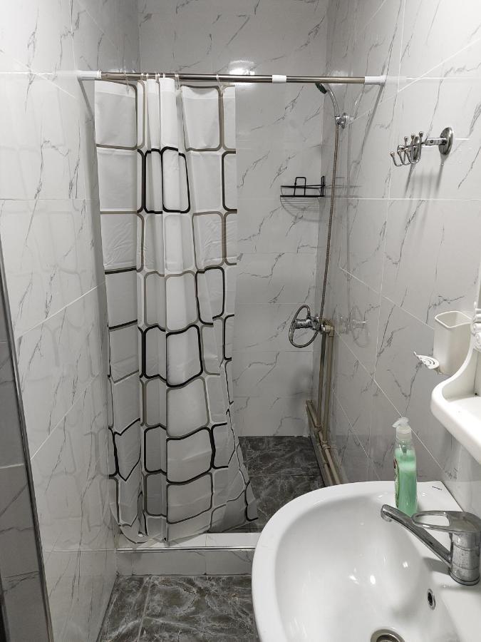 Guest House Sanat Naryn Bagian luar foto