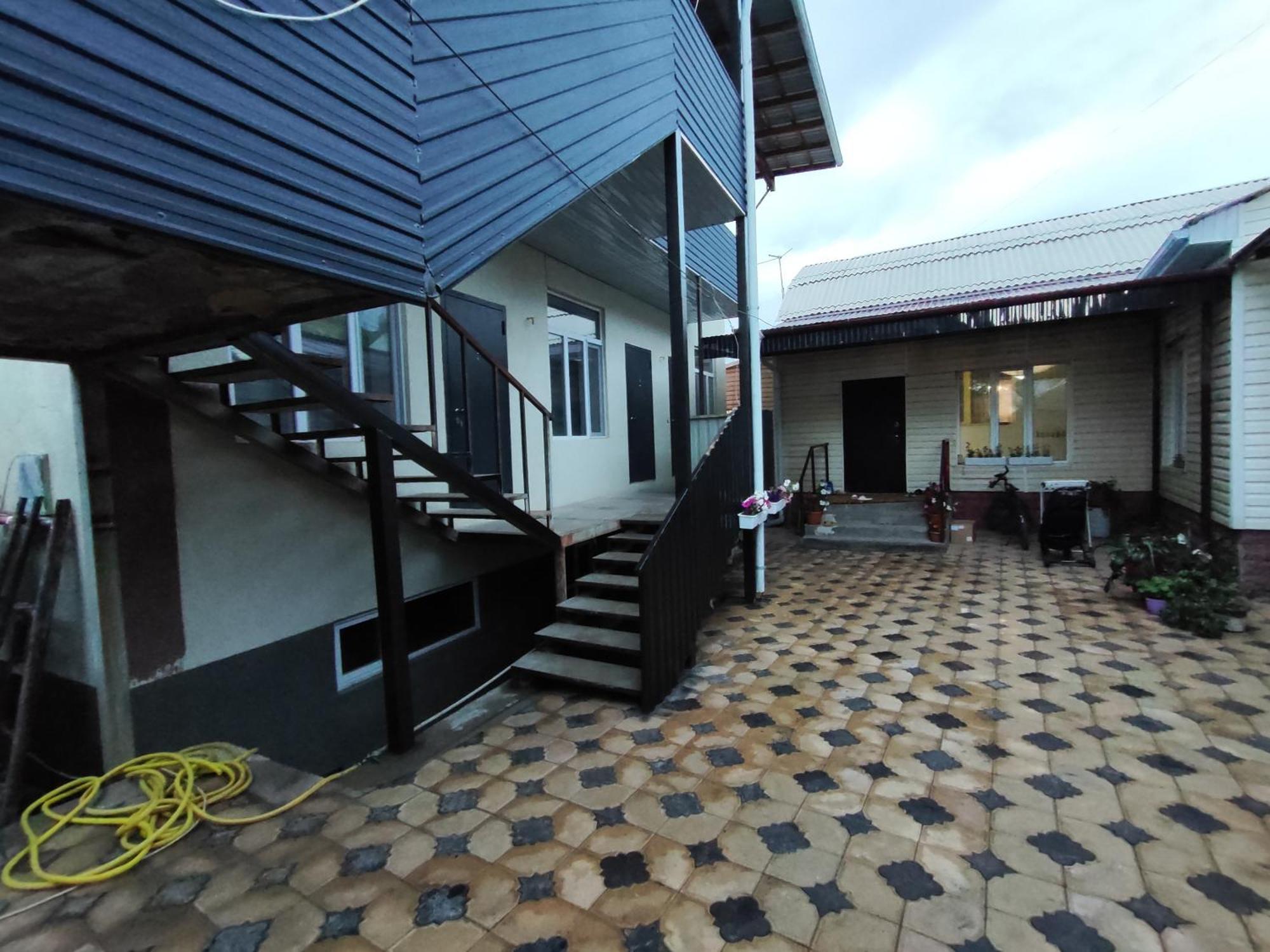 Guest House Sanat Naryn Bagian luar foto
